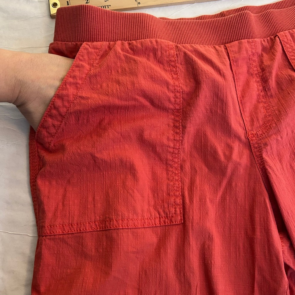 Americana Sonoma Relaxed Fit Red Utility Crop Pants L Casual Minimal Comfort - Picture 7 of 8
